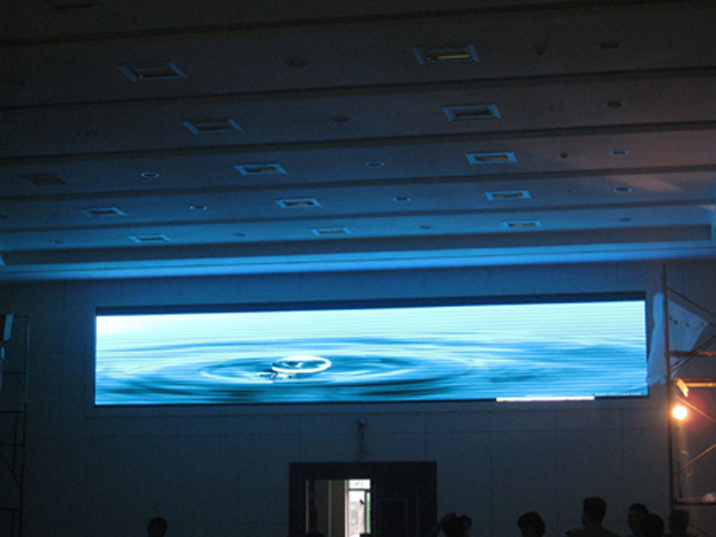 С�g��LED�@ʾ��